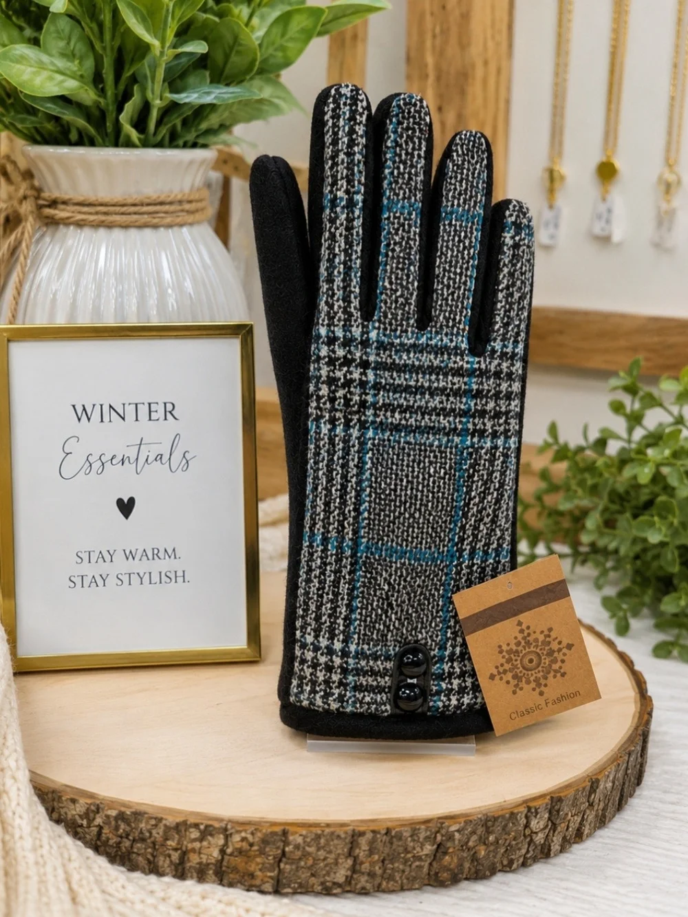 Men’s Black & Gray Plaid Winter Gloves